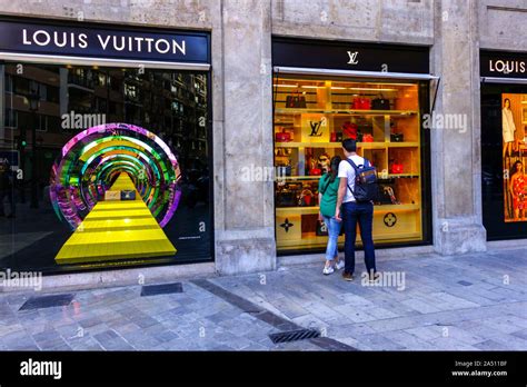 es louis vuitton|louis vuitton store in spain.